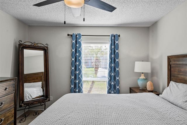 7571 121ST AVENUE, Largo, FL 33773