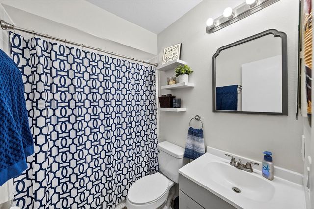 7571 121ST AVENUE, Largo, FL 33773