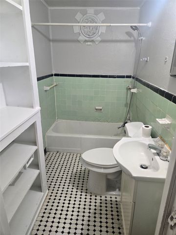 2604 Bomar Avenue 2610, Fort Worth, TX 76103