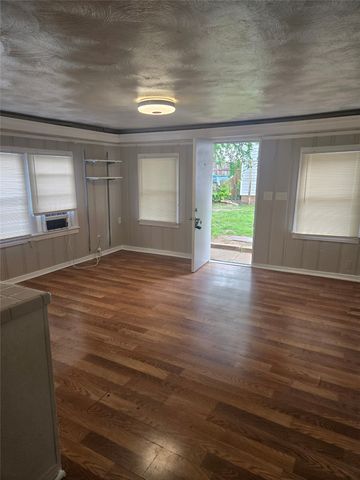 2604 Bomar Avenue 2610, Fort Worth, TX 76103