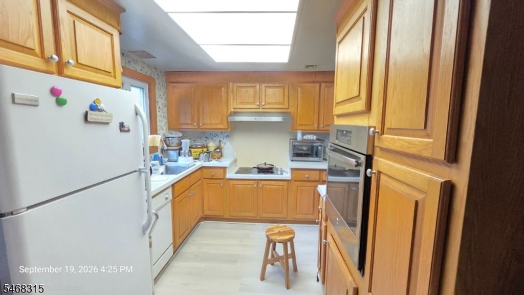 191 Malden Ln B, Monroe Twp., NJ 08831 — photo 2