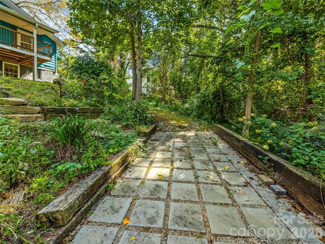 91 Deaver Street, Asheville, NC 28806
