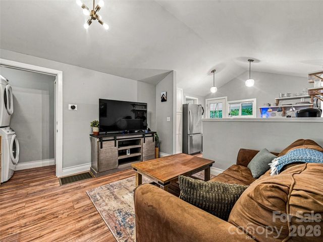 91 Deaver Street, Asheville, NC 28806
