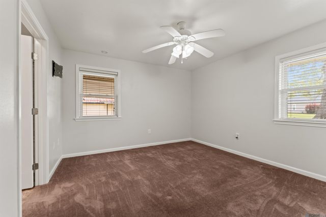 45109 Kid Bourgeois Rd, St Amant, LA 70774