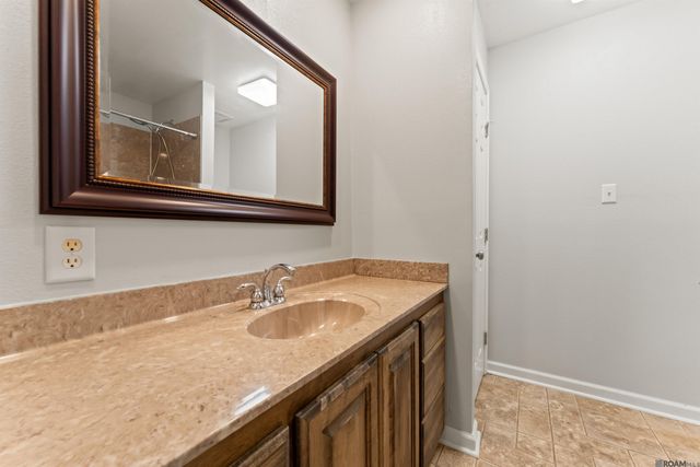 45109 Kid Bourgeois Rd, St Amant, LA 70774