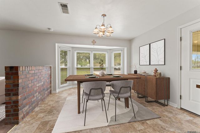 45109 Kid Bourgeois Rd, St Amant, LA 70774