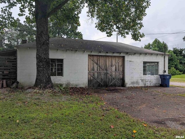 532 State Route 146, Golconda, IL 62938