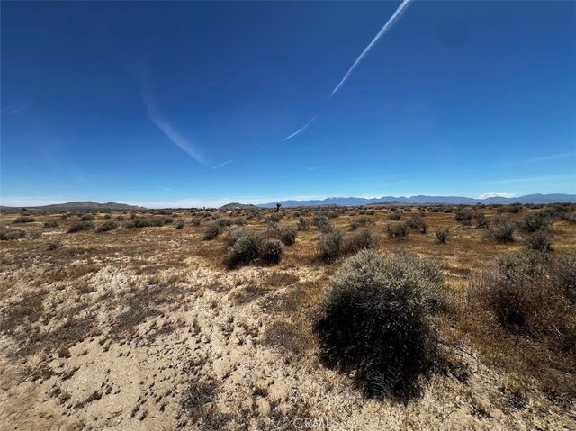 127 E Avenue H, Lancaster, CA 93535