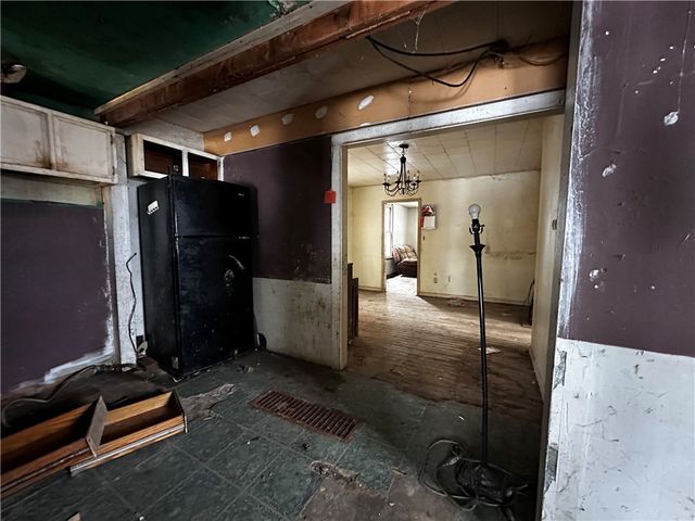 243 grant St, City Of Franklin, PA 16323