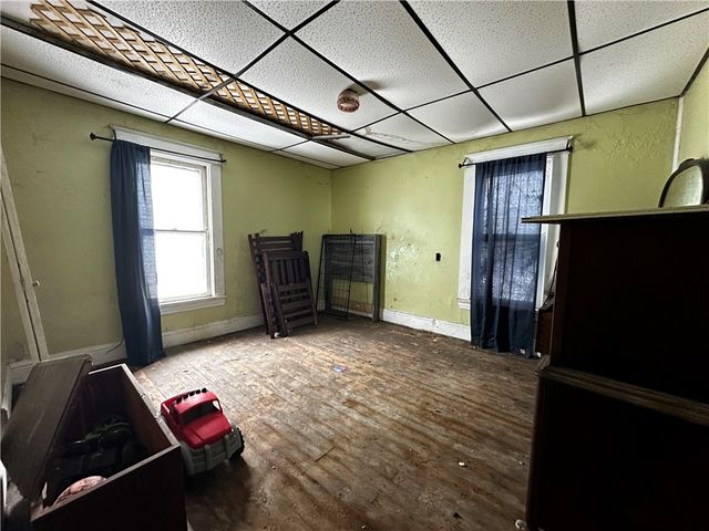 243 grant St, City Of Franklin, PA 16323