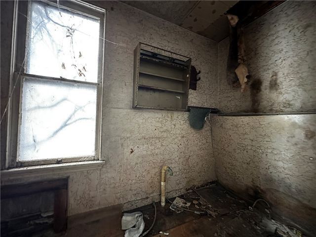 243 grant St, City Of Franklin, PA 16323