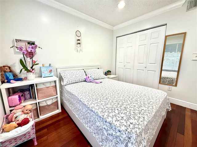 8648 NW 1st Ln, Miami, FL 33126