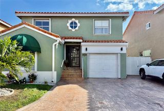 8648 NW 1st Ln, Miami, FL 33126