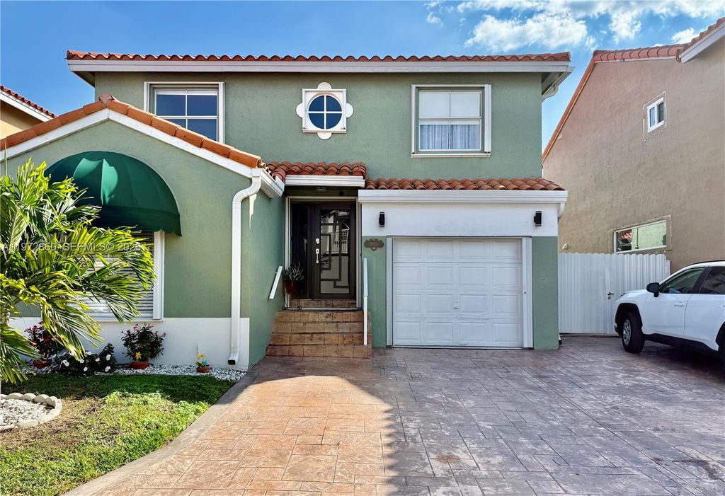 8648 NW 1st Ln, Miami, FL 33126