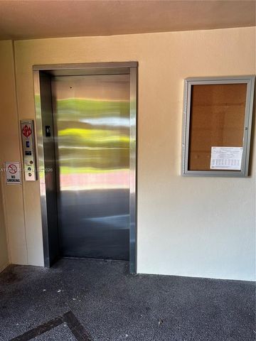 2701 E Sunrise Lakes Dr 209, Sunrise, FL 33322