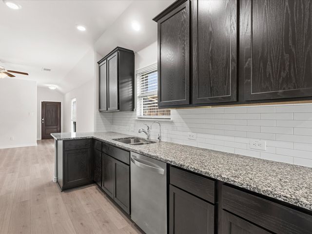 2540 Pettus Drive, Forney, TX 75126