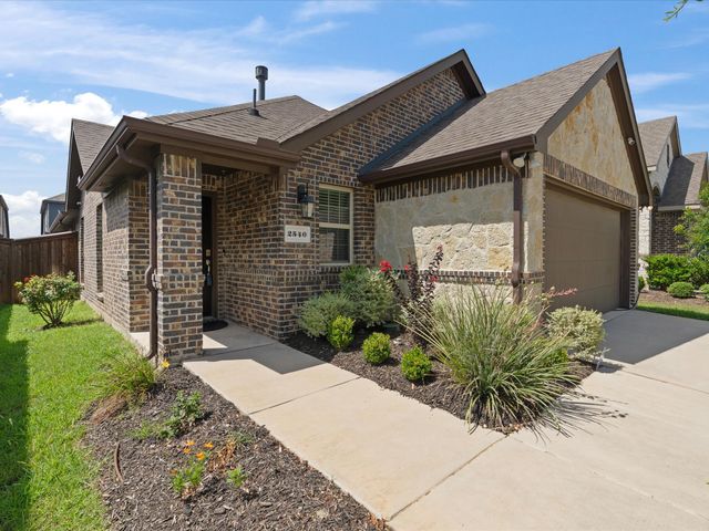 2540 Pettus Drive, Forney, TX 75126