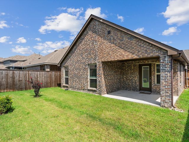 2540 Pettus Drive, Forney, TX 75126