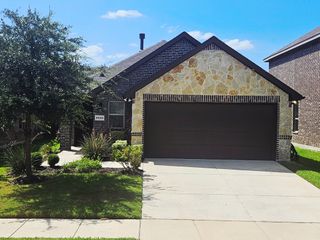 2540 Pettus Drive, Forney, TX 75126