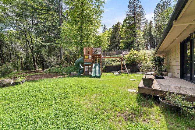 339 Alpine Dr, Colfax, CA 95713