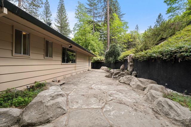 339 Alpine Dr, Colfax, CA 95713