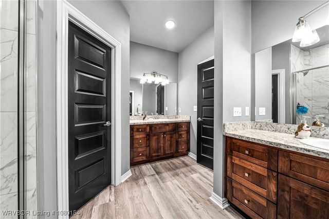 211 Honeysuckle Street, Alma, AR 72921