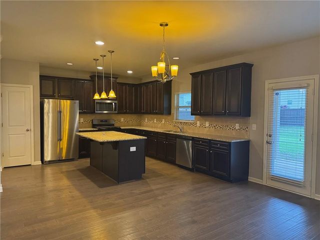717 Melanie Jean Drive, Mcdonough, GA 30252