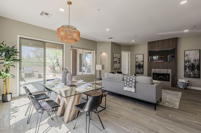 33556 N 74th Street, Scottsdale, AZ 85266