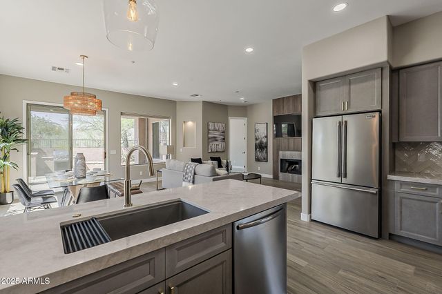 33556 N 74th Street, Scottsdale, AZ 85266