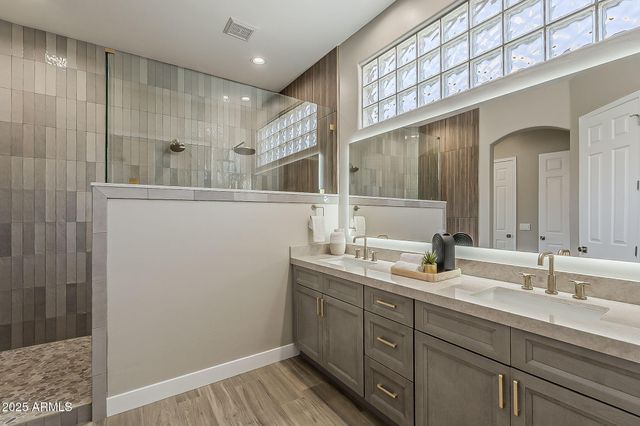 33556 N 74th Street, Scottsdale, AZ 85266