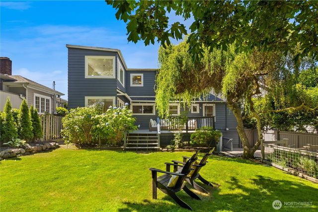 2568 28th Avenue W, Seattle, WA 98199