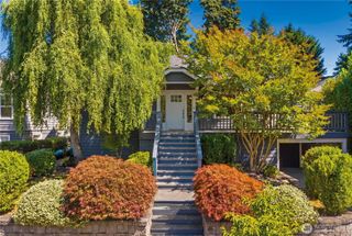 2568 28th Avenue W, Seattle, WA 98199