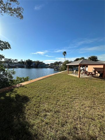 4805 ALT 19 217, Palm Harbor, FL 34683