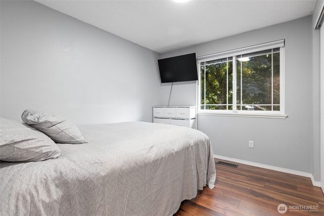 6009 190th Avenue E, Lake Tapps, WA 98391