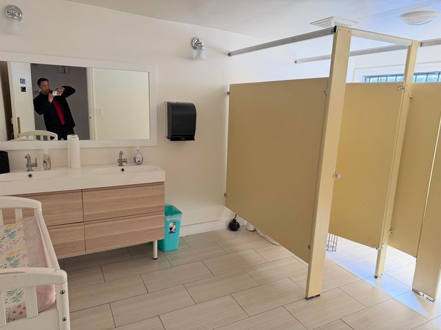 5783 Foothill Blvd, Oakland, CA 94605