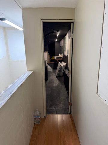 5783 Foothill Blvd, Oakland, CA 94605