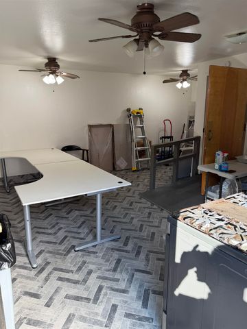 5783 Foothill Blvd, Oakland, CA 94605