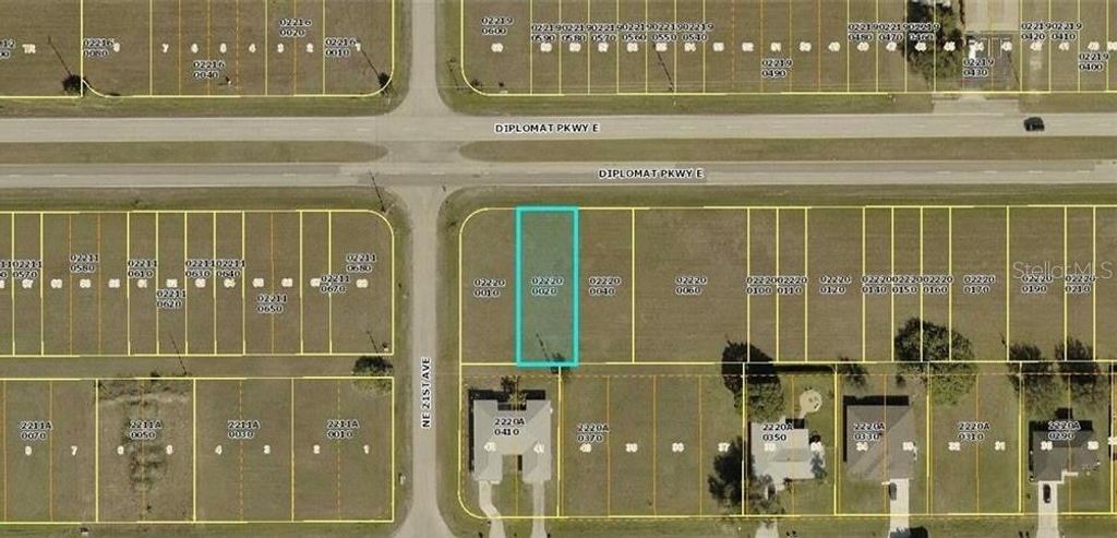 2104 DIPLOMAT PARKWAY E, Cape Coral, FL 33909