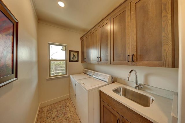 127 Keagan Dr S, Hunt, TX 78024