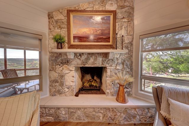 127 Keagan Dr S, Hunt, TX 78024