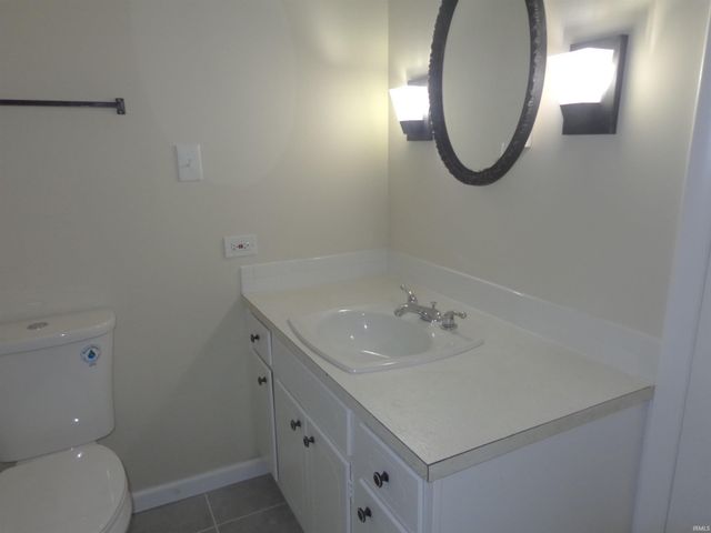 2328 Frisse Avenue, Evansville, IN 47714