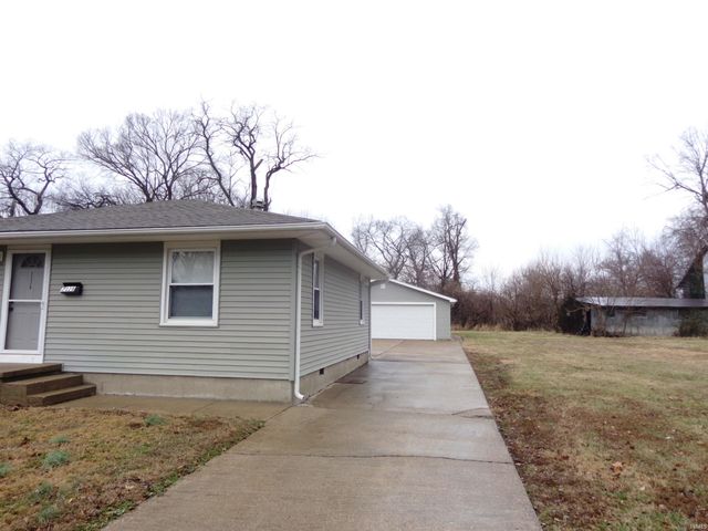 2328 Frisse Avenue, Evansville, IN 47714