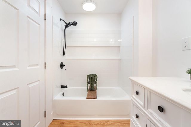 101 FAIRVIEW AVENUE W, Waynesboro, PA 17268