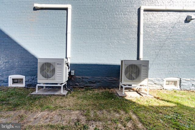 101 FAIRVIEW AVENUE W, Waynesboro, PA 17268