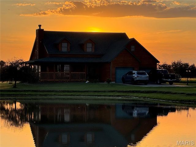 4996 Highway U, Palmyra, MO 63461