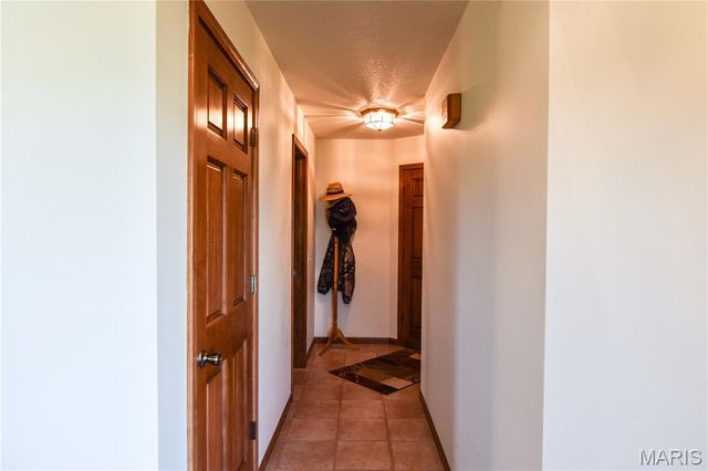 4996 Highway U, Palmyra, MO 63461