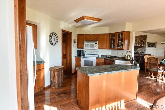 4996 Highway U, Palmyra, MO 63461