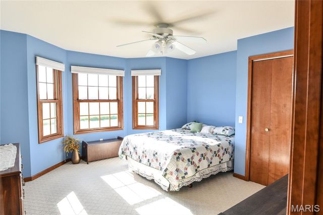 4996 Highway U, Palmyra, MO 63461