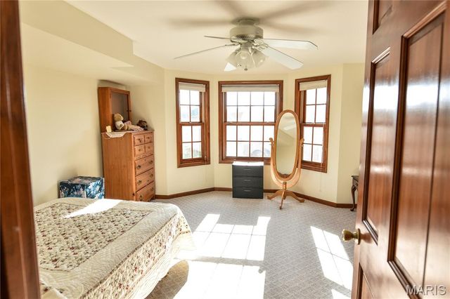 4996 Highway U, Palmyra, MO 63461