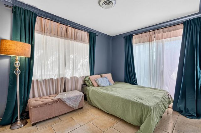 13422 Standish Dr, Poway, CA 92064